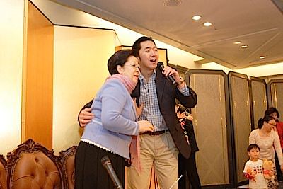 顕進様の、真の父母様に対する愛